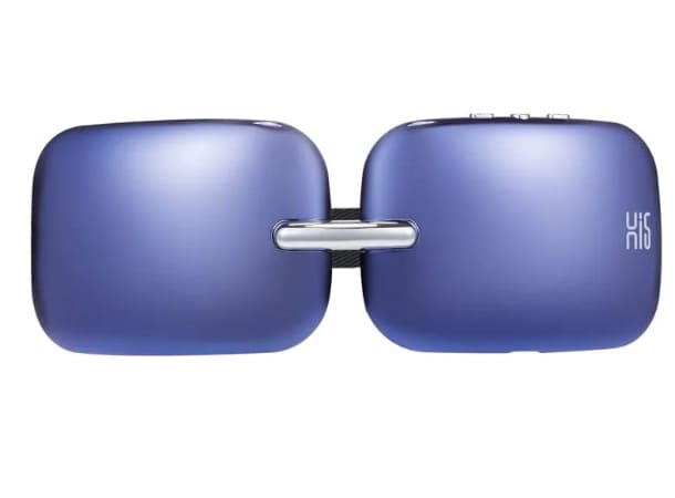 Black heating eye massager with vibration and heat therapy for digital eye strain and puffiness relief in UAE